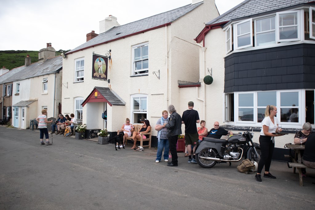 Spreading Steve Morgan's Ashes At Beesands July 2019