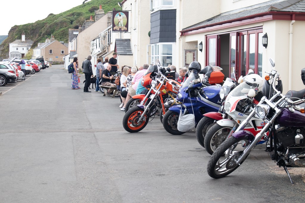Spreading Steve Morgan's Ashes At Beesands July 2019