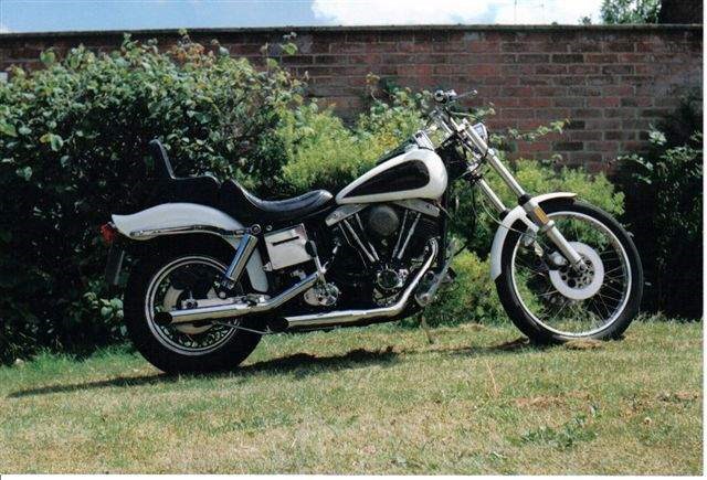 '80 WideGlide repainted in white (RH)