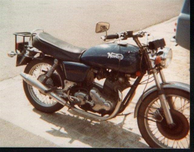 Mo's Norton Commando 78